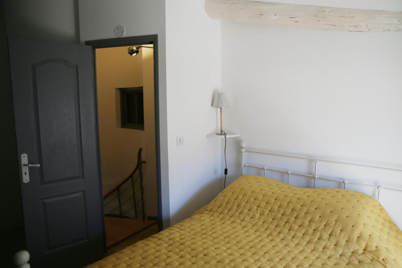 Le Bastidon De Louis, L'Isle Sur La Sorgue Villa Bagian luar foto